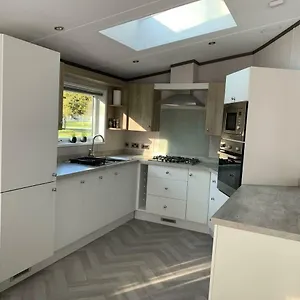 https://graceland-lodge-with-hot-tub.yorkshirehotels.net